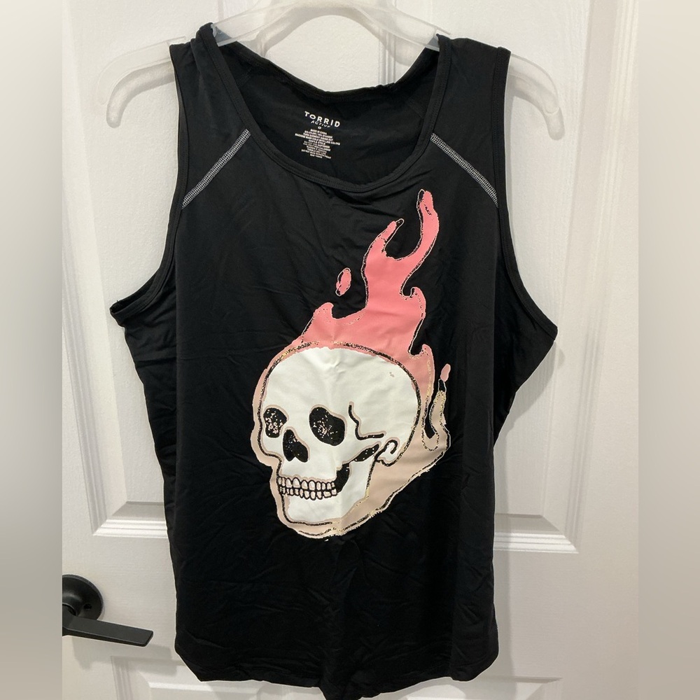 NWOT, size 0, torrid workout tank